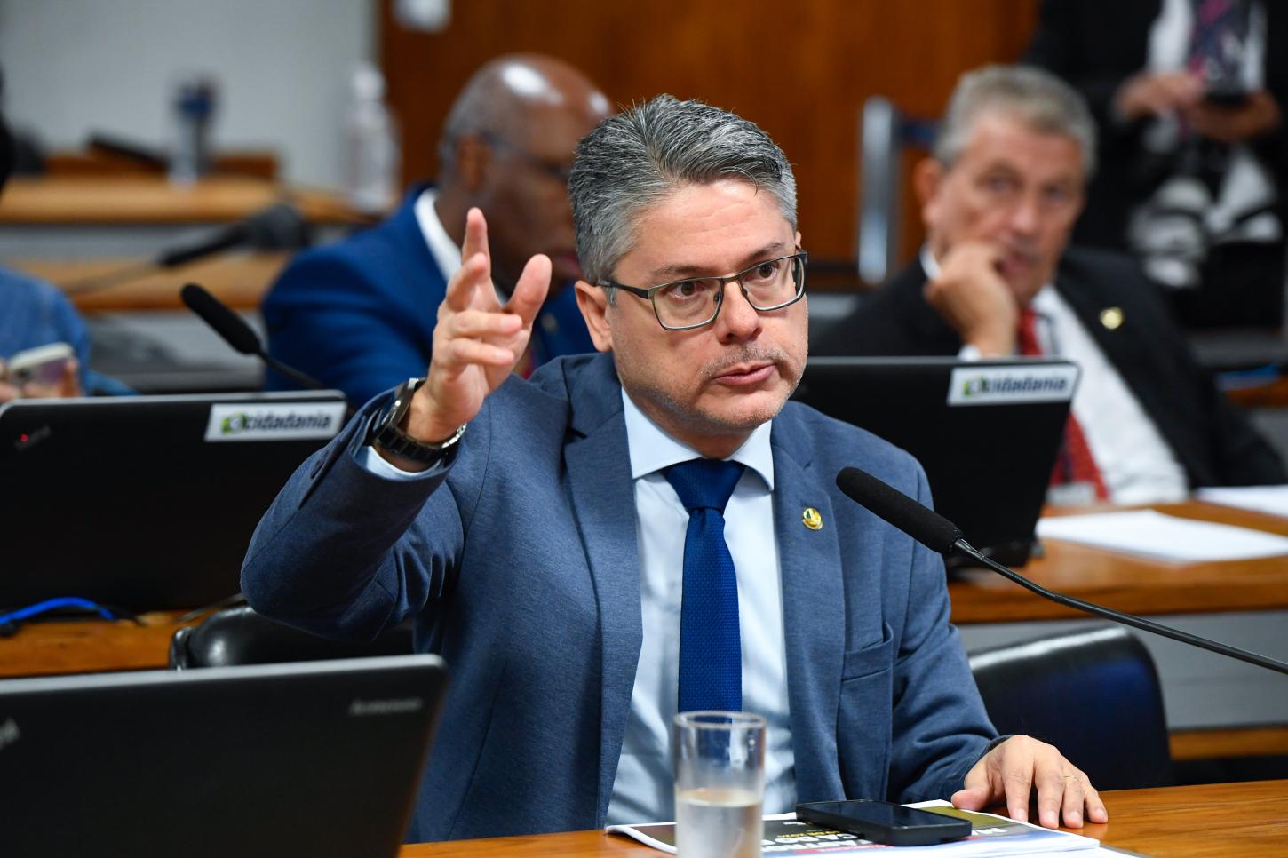 Com relatoria do senador  Alessandro Vieira, Senado aprova plano de adaptação às mudanças climáticas