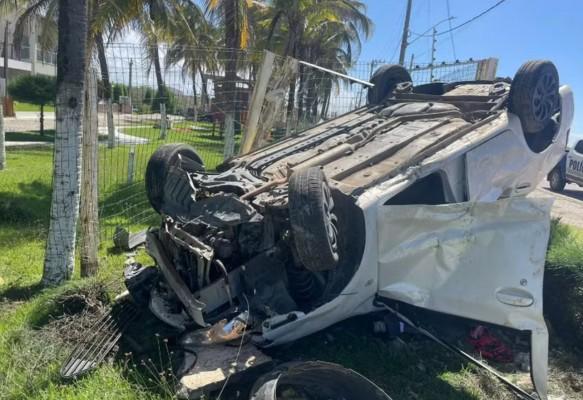 Condutor que estava “brincando” perde o controle da direção, provoca acidente e deixa um ferido