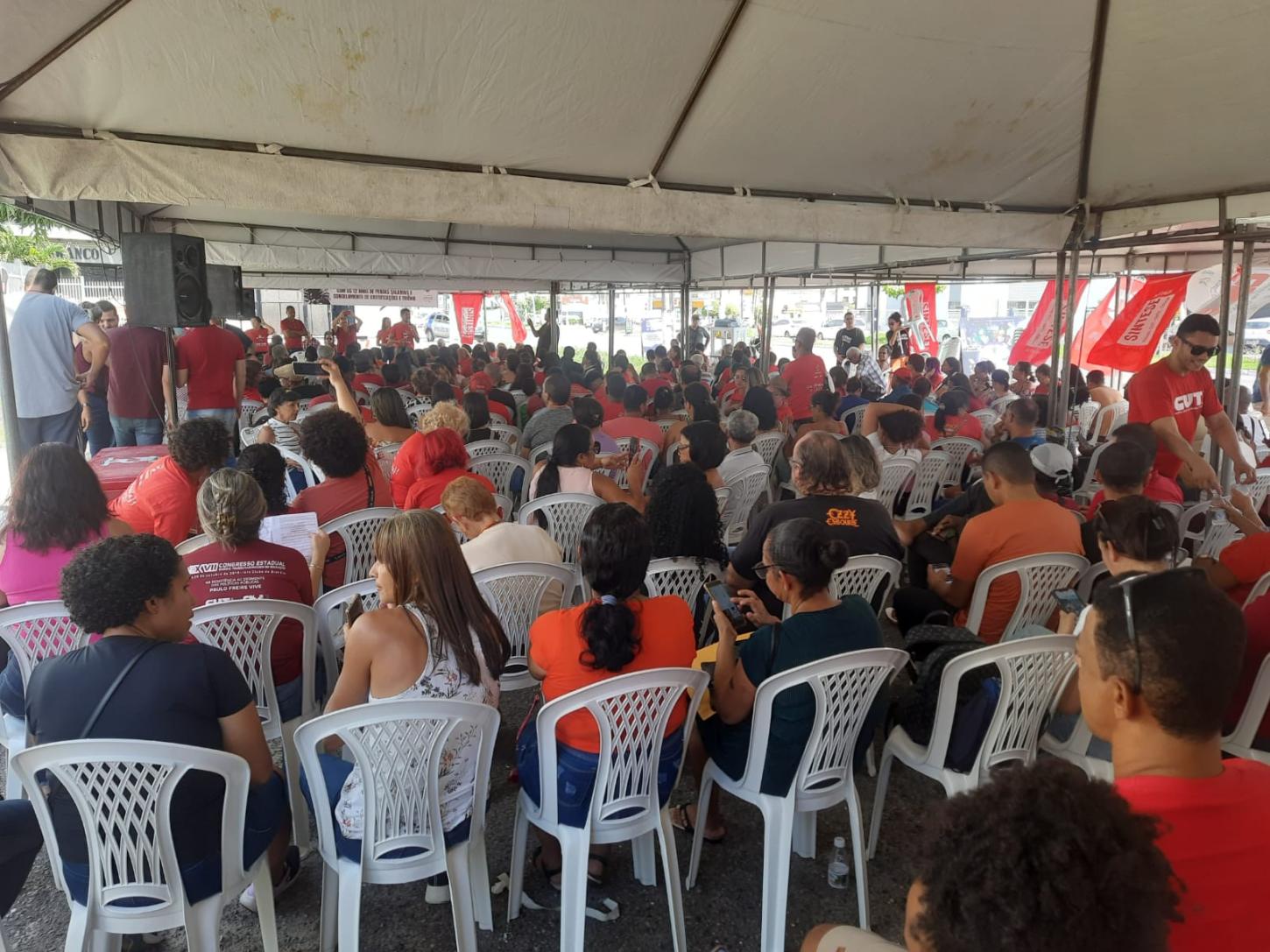 Professores aprovam continuação da paralisação e luta do Magistério estadual