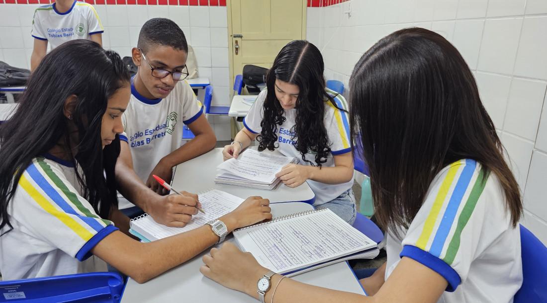 Programa “Estudante Monitor” beneficia mais de 5.700 alunos da rede pública estadual de Sergipe