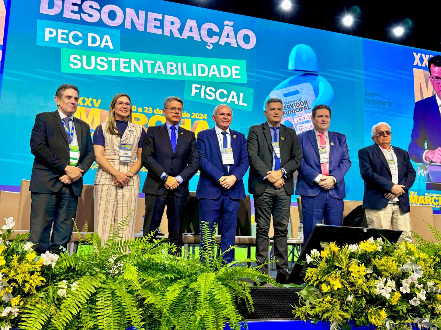 Senador Alessandro Vieira participa da 25ª Marcha a Brasília em Defesa dos Municípios