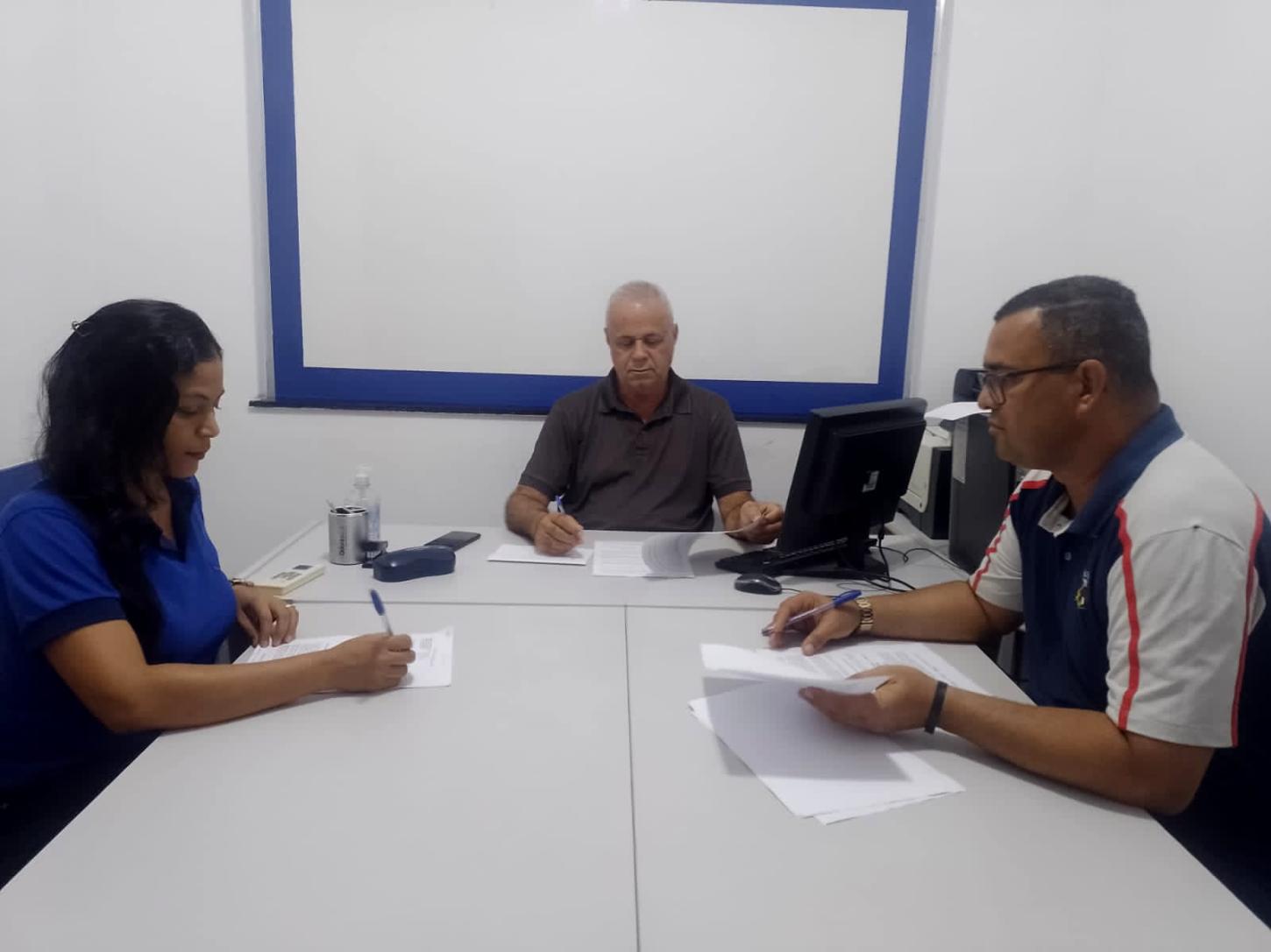 Sinttra ingressa com ação na Justiça e aguarda liminar da 4° Vara do Trabalho na esperança do pagamento