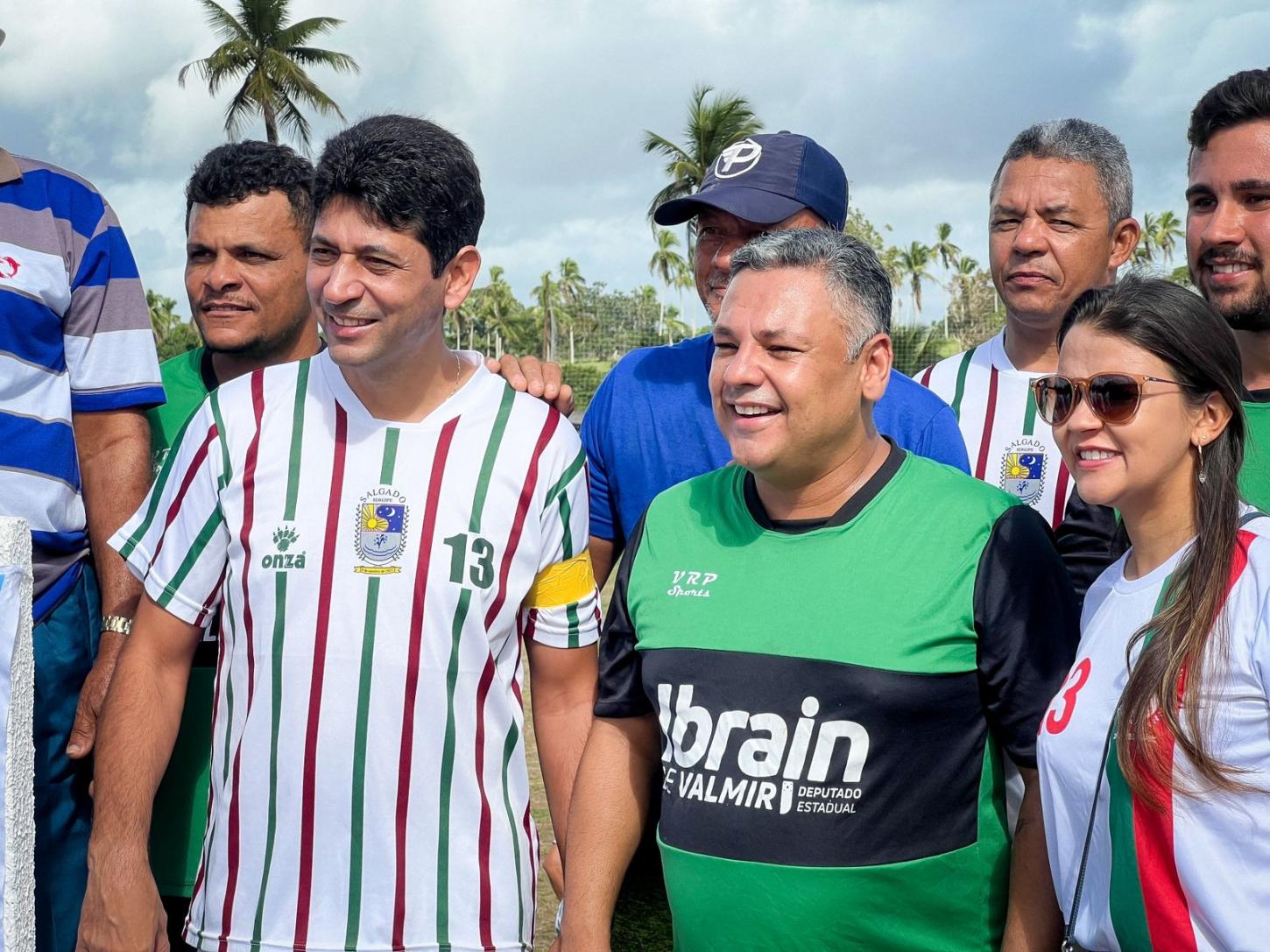 Deputado Ibrain inaugura de campo de futebol reformado com as suas emendas impositivas