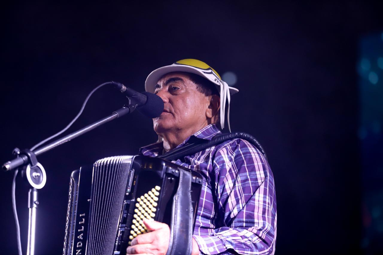 Forró Caju 2024: Henry Freitas, Zé Vaqueiro e mais 10 atrações animarão a última noite da festa