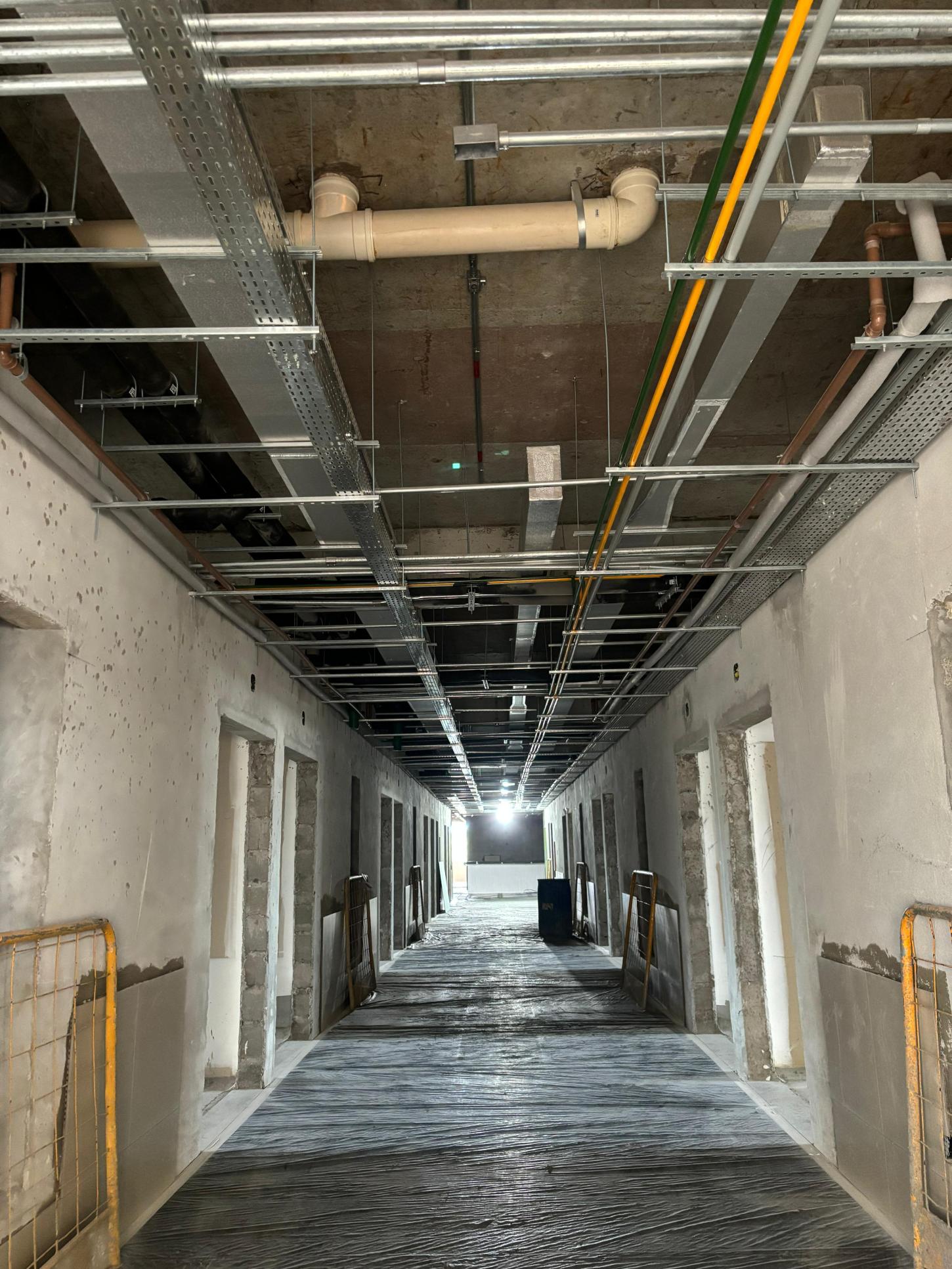 Sheyla acompanha obra do Hospital do Câncer e pede celeridade na climatização