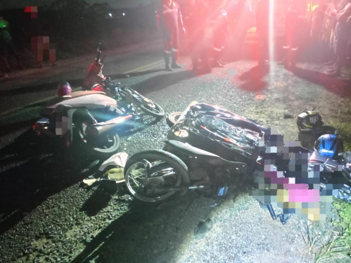 Colisão frontal envolvendo moto e motoneta deixa dois condutores mortos em Itaporanga 