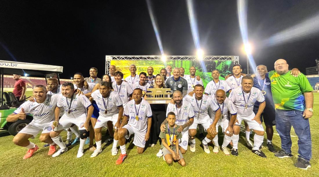 Ex-jogadores celebram 55 anos da Arena Batistão com jogo dos Cinquentões