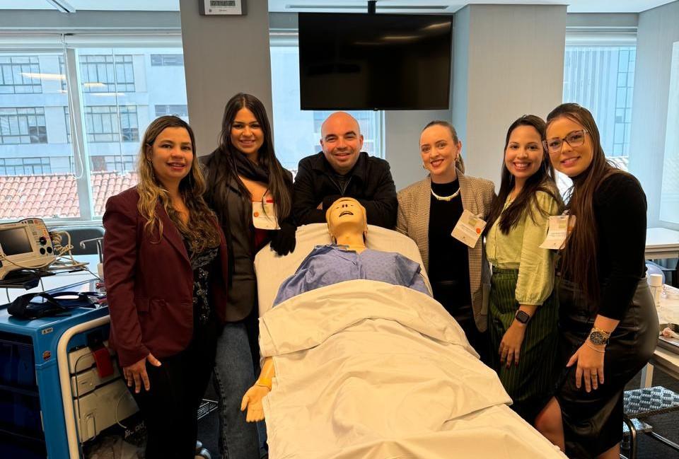 Instrutora do Senac SE participa de curso de Simulação Realística no Albert Einstein