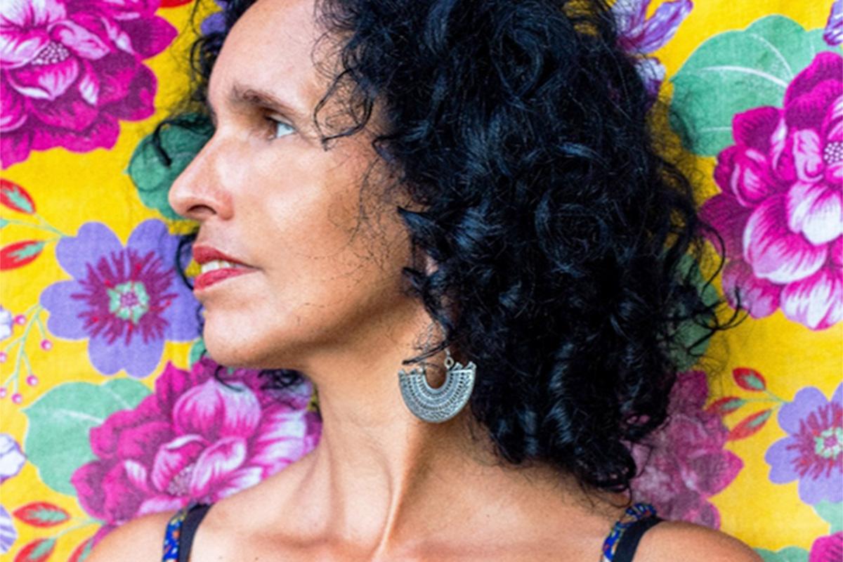 Patrícia Luz é a atração deste domingo do projeto Viva Música