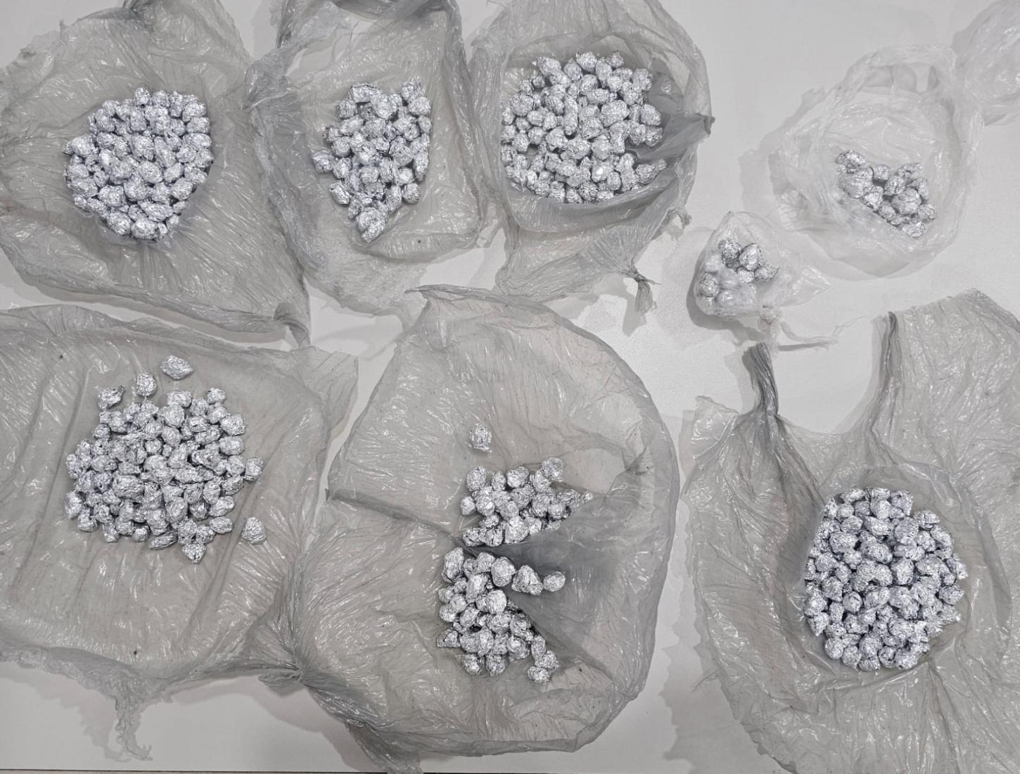 PC prende mulher por tráfico  ao flagrá-la com mais de 500 pedras de crack em Itabaiana