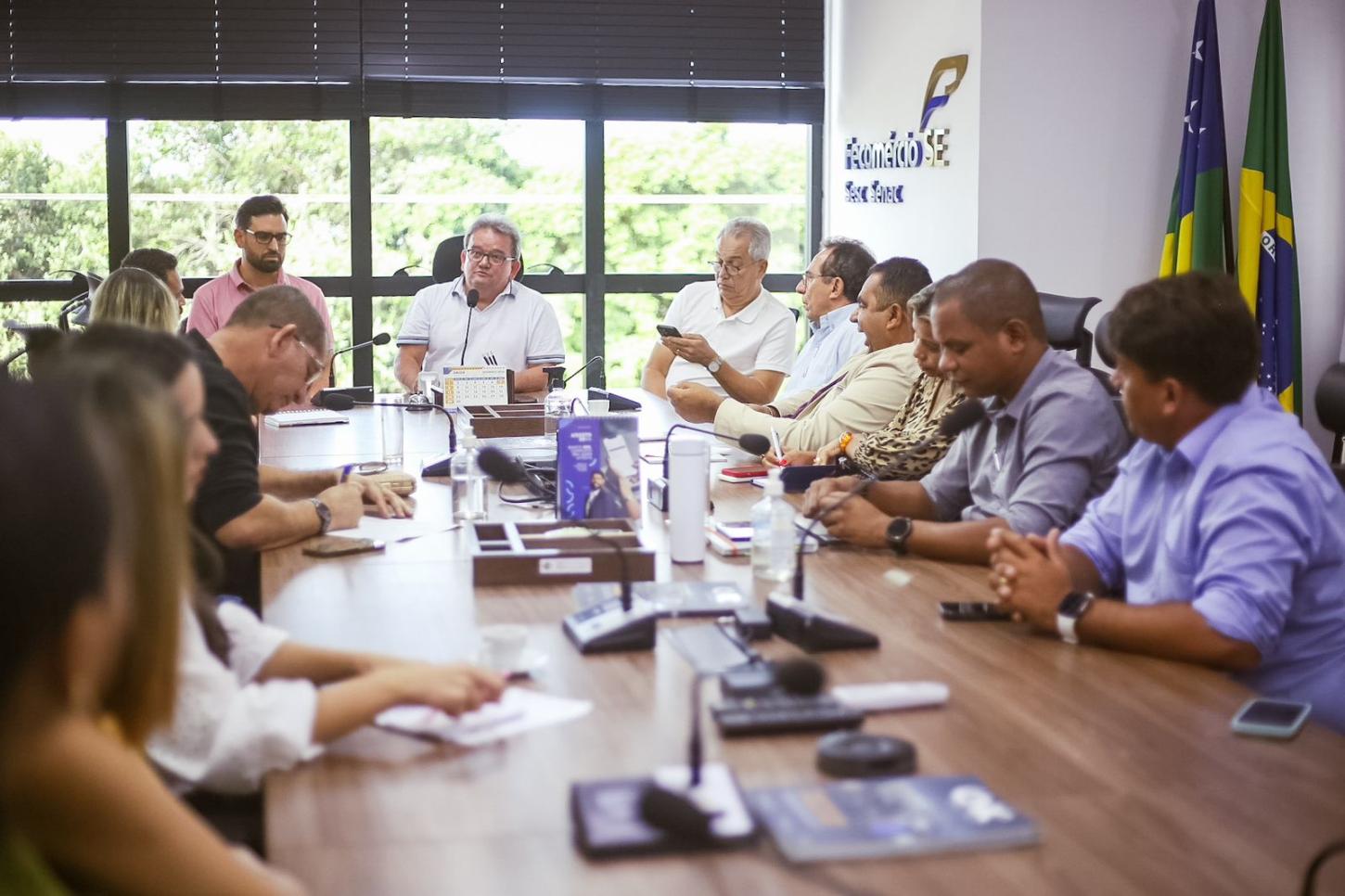 Prefeitura de Barra participa de reunião especial sobre Natal Iluminado