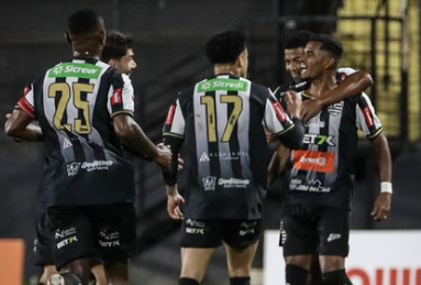 Athletic bate Confiança e garante vaga na próxima fase da Série C