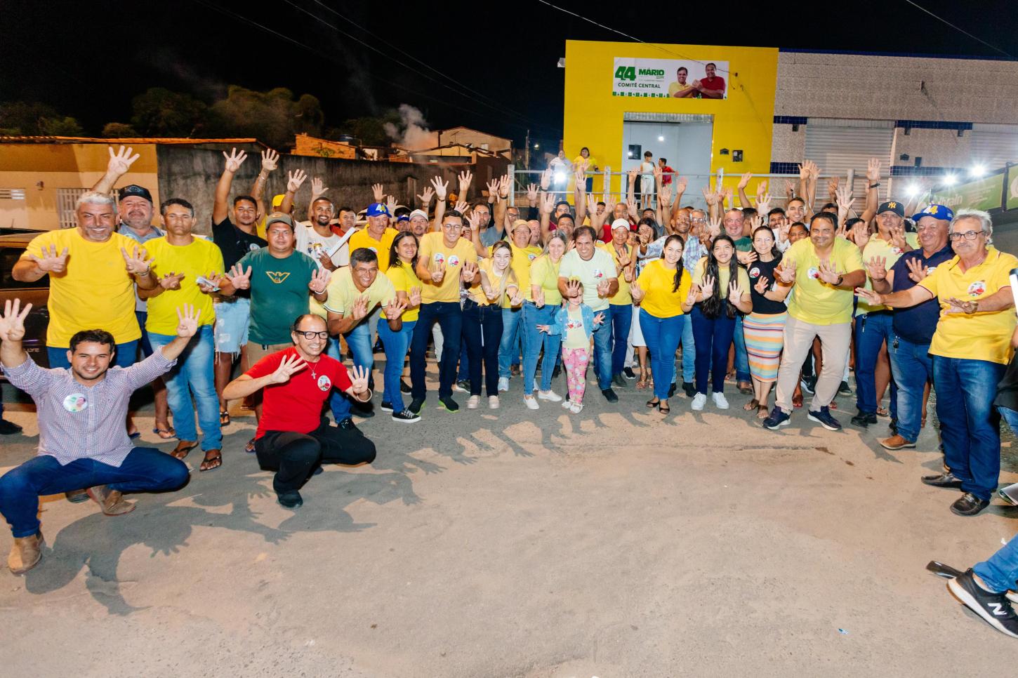 “Blitz 44” mobiliza Riachão do Dantas com grande adesivaço de Mário e Albertino