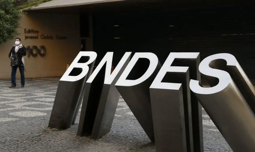 Com R$ 100 milhões em 2024, BNDES amplia crédito para empresas de Sergipe