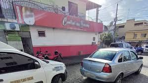 Condutor de ambulância funerária embriagado é detido durante confusão de trânsito em Itabaiana