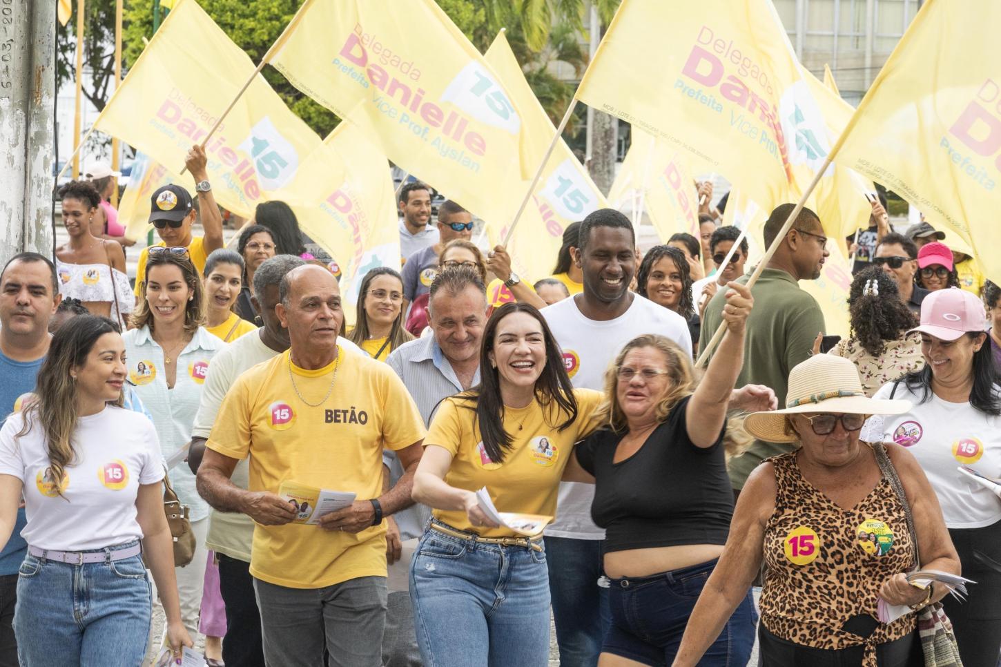 Danielle Garcia realiza caminhada e apresenta propostas para revitalização do Centro da cidade