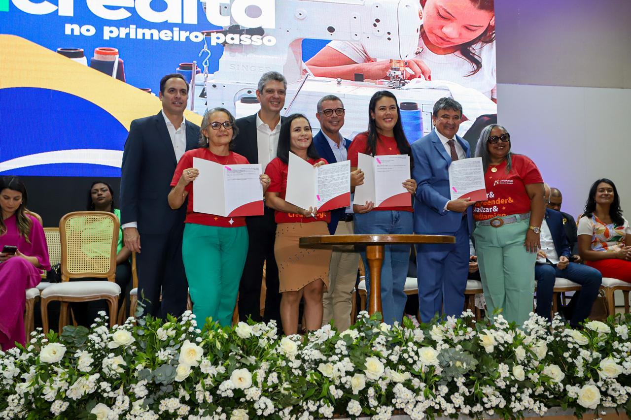 Fábio Mitidiere e ministros Wellignton Dias e Márcio Macedo lançaram o programa Acredita no 1º Passo