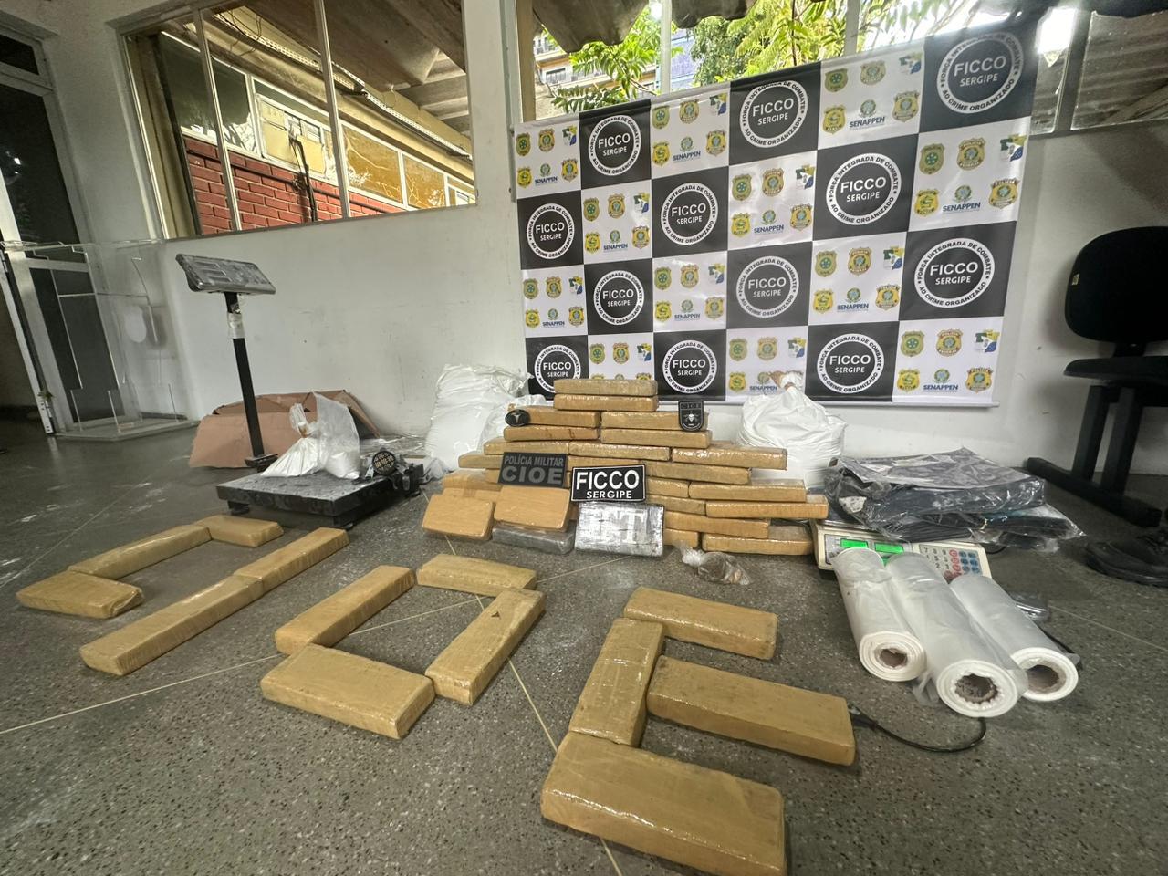 FICCO/SE fecha laboratório de refino de cocaína em Aracaju