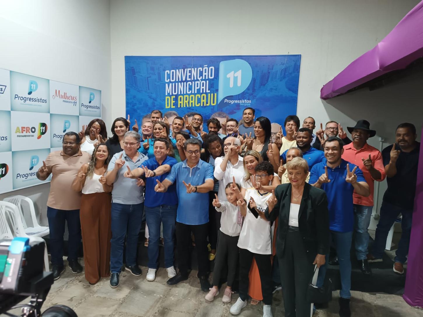Luiz Roberto e Fabiano Oliveira participam da última reunião de alinhamento com vereadores do PP