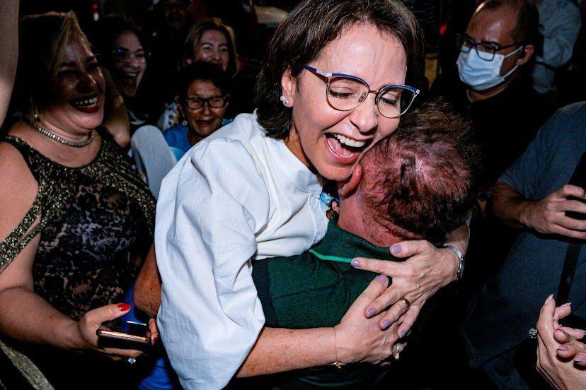 Mais duas pesquisas comprovam liderança de Emília Corrêa na disputa para prefeitura de  Aracaju
