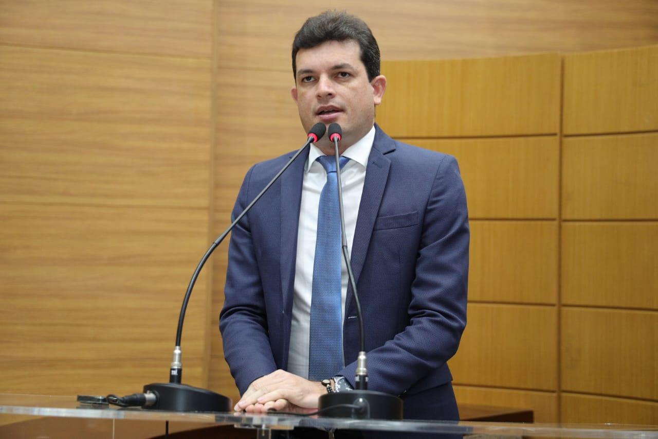 Paulo Júnior comemora primeiro lugar de São Cristóvão no Ideb
