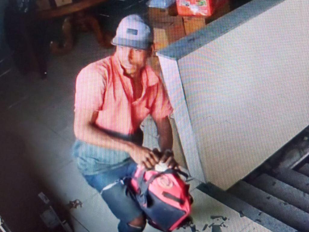 PC divulga imagens de suspeitos de furtos em estabelecimento em Aracaju