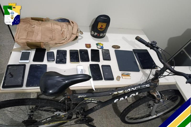 PM prende em flagrante dois suspeitos por roubo em Aracaju
