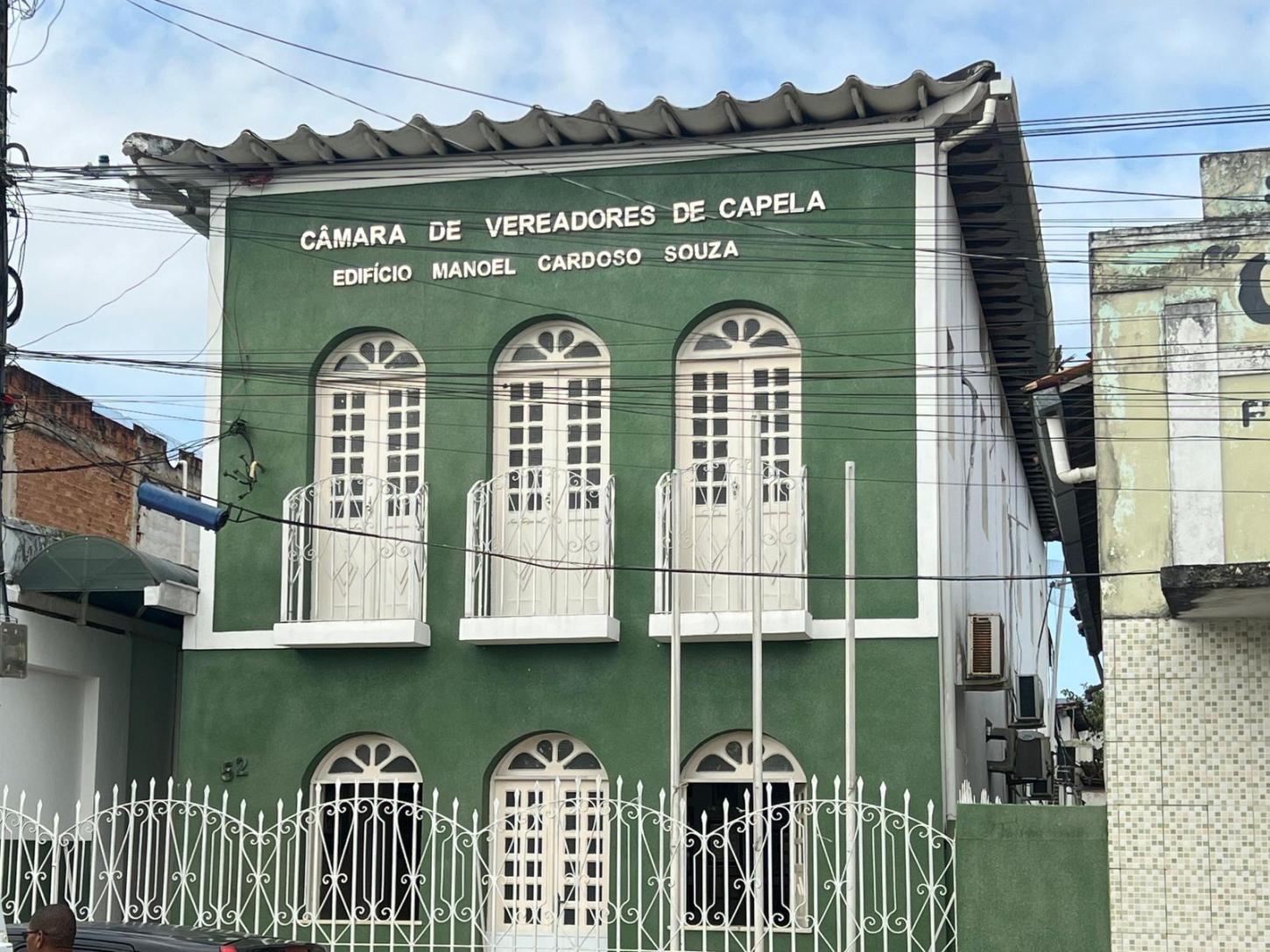 Vereadora é agredida por colega no plenário durante a sessão na Câmara Municipal de Capela 