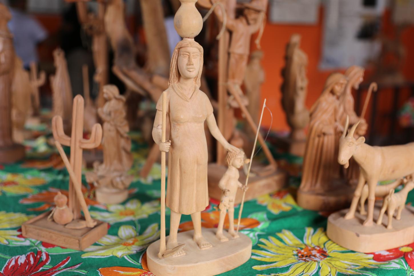 Artesãos de Poço Redondo falam sobre desafios para manter viva arte