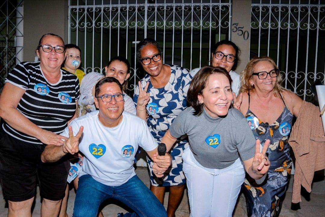 Momento emocionante marca carreata de Emília e Ricardo Marques no Bairro Luzia