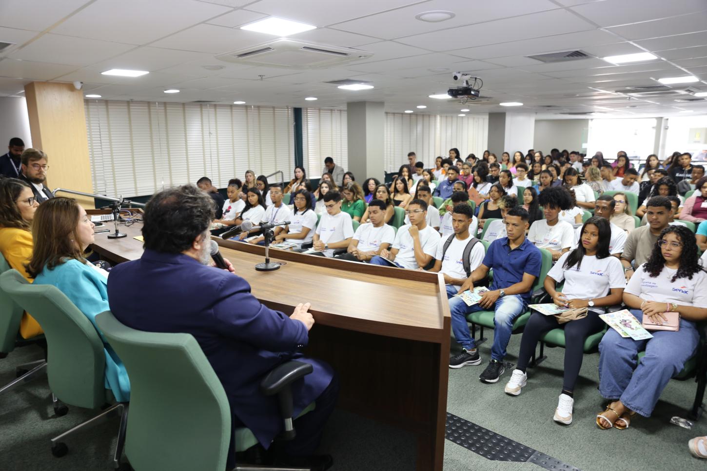 MPT-SE participa do III Ciclo de Palestras para Aprendizes
