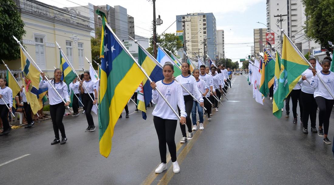 Seduc orienta estudantes e equipes na preparação para desfile de 7 de Setembro