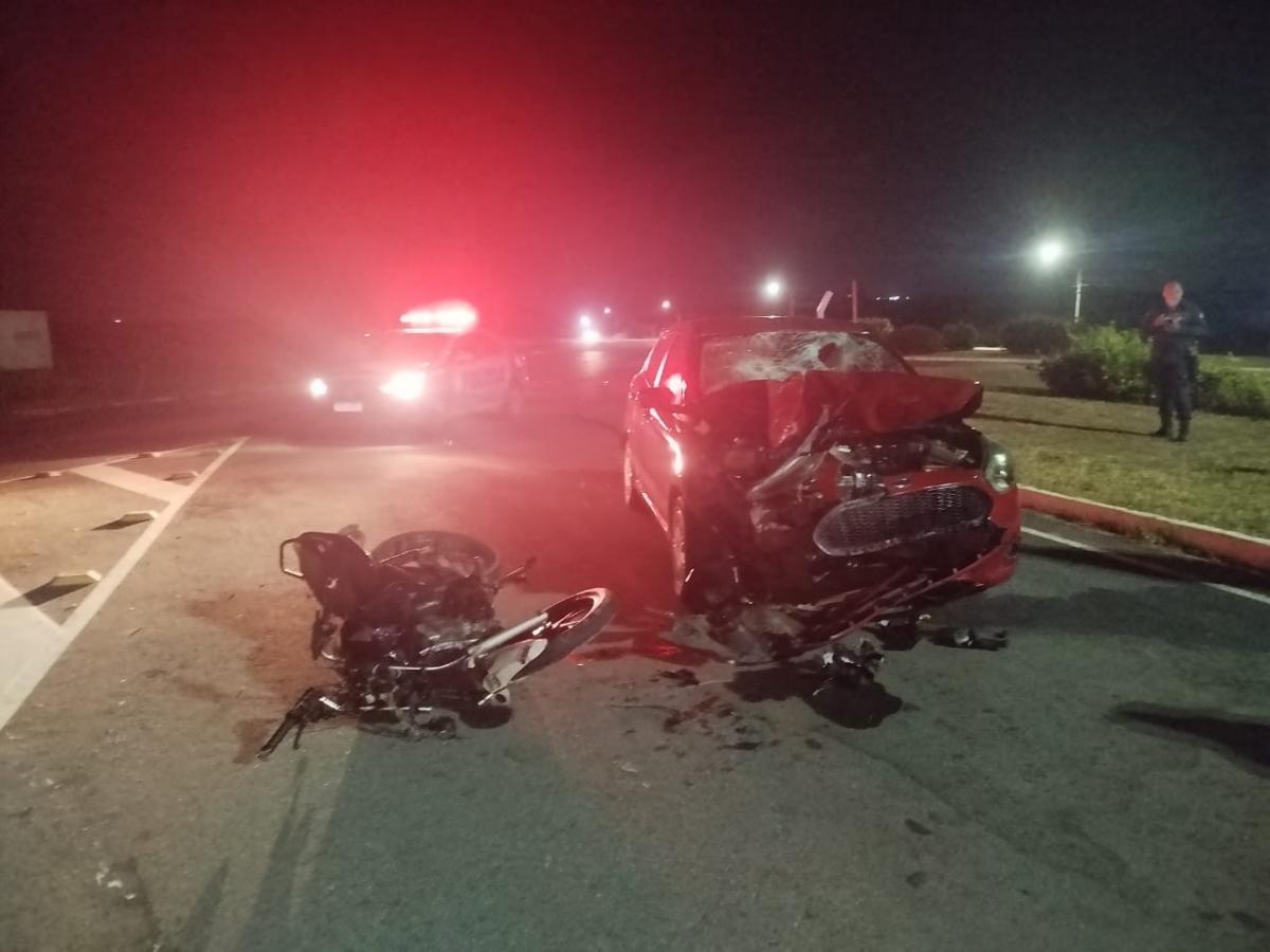 Passageira de motocicleta morre em grave acidente da SE-100