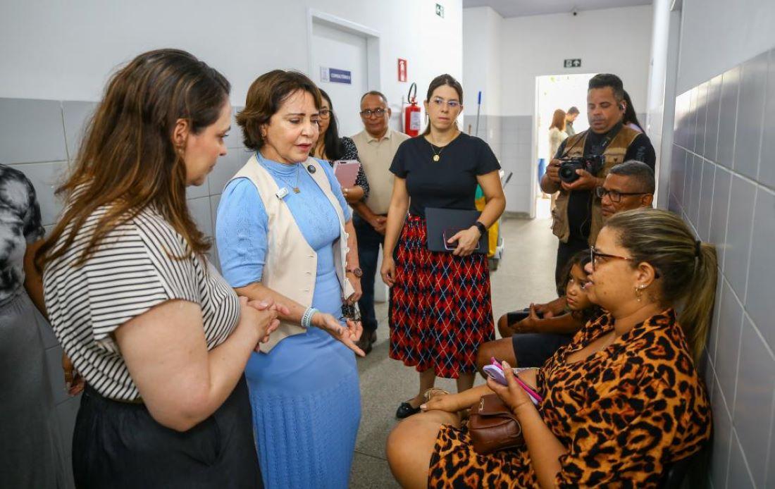 Emília tem que “arrumar a Casa” primeiro para “fazer festa” depois