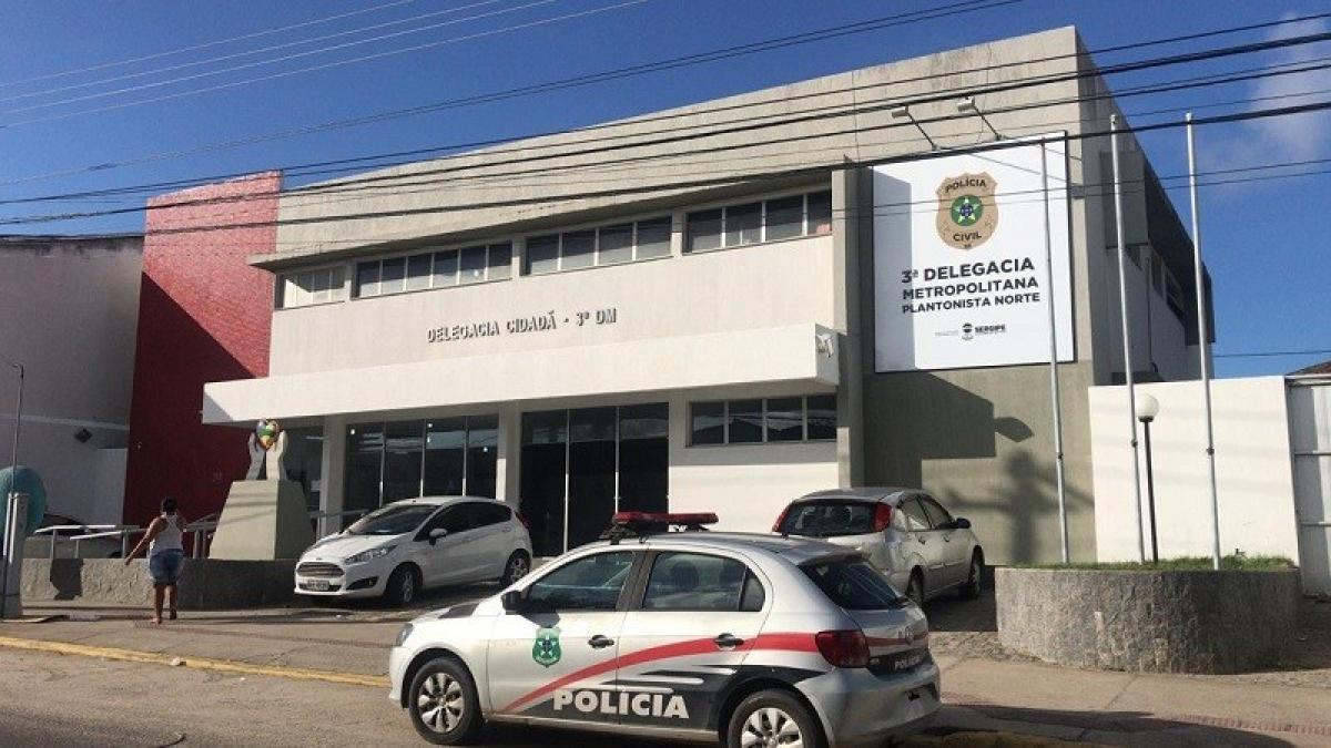 Com indícios de suicídio, homem morre na Central de Flagrantes