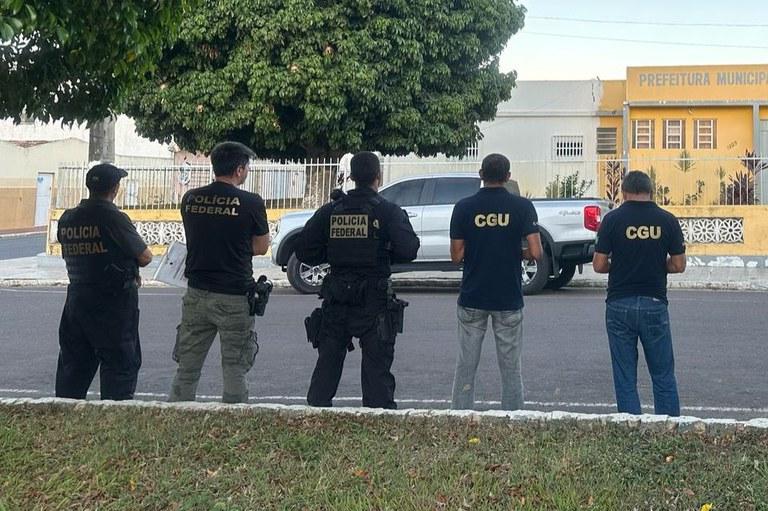 PF deflagra operação contra fraudes em licitações de municípios sergipanos