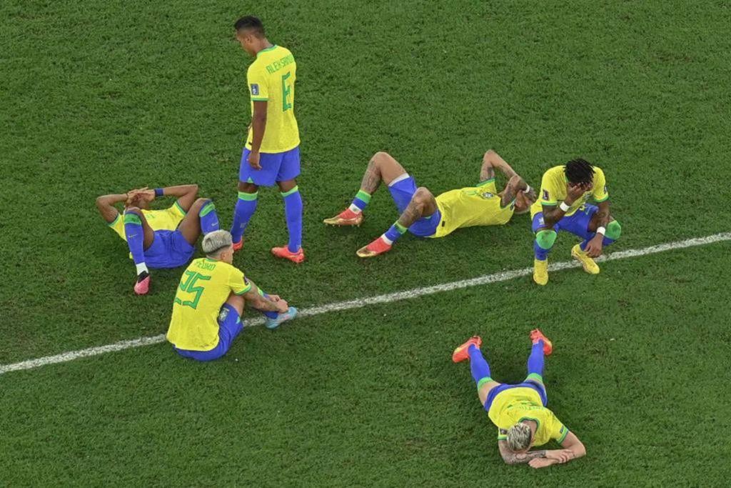 “Porrada neles”! O Brasil vem sofrendo uma “goleada moral” há muito tempo!