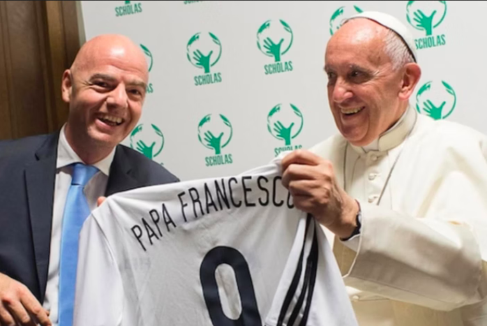 O Papa pediu e o presidente da Fifa cumprirá: saiba qual foi a promessa feita ao pontífice