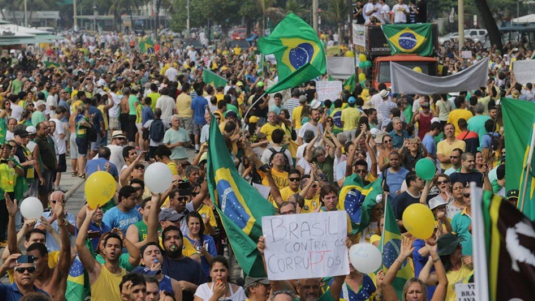 Pré-candidatos ao Senado estão de olho no “segundo voto” dos conservadores
