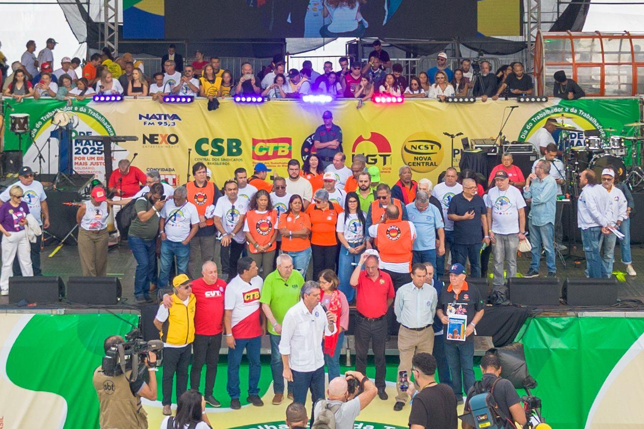 Flopou! Atos do 1º de Maio expõem decadência da Esquerda e Lula “some”!