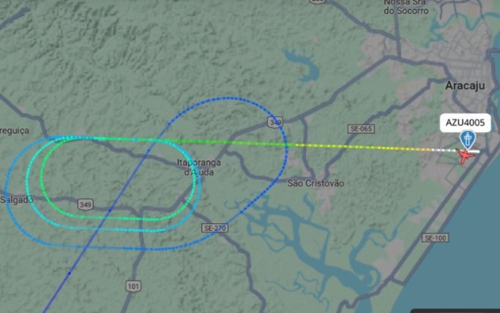 Avião atrasa pouso no Aeroporto de Aracaju nesta segunda-feira — Foto: Flight radar