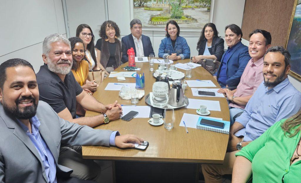 MPSE e Prefeitura de Aracaju firmam acordo para controlar poluição sonora na Orla da Atalaia