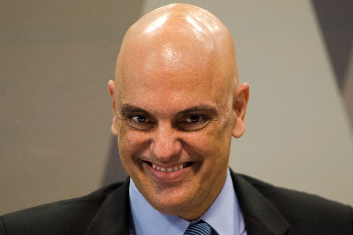 Nem Lula e nem o Congresso! A “caneta cheia” é de Alexandre de Moraes!