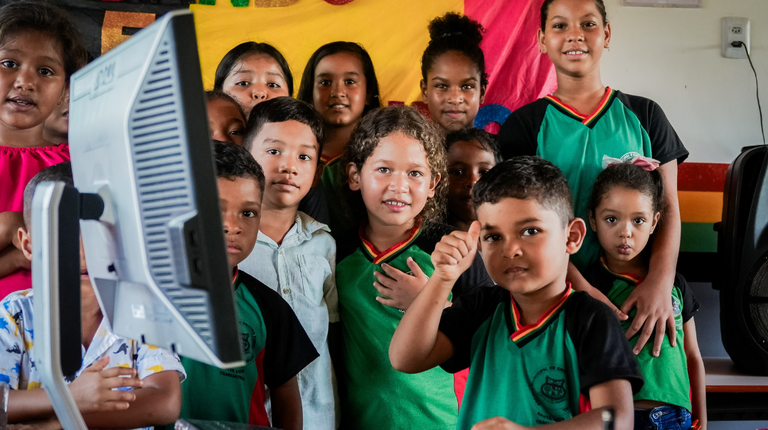 Mais de 950 escolas públicas de SE contempladas com internet