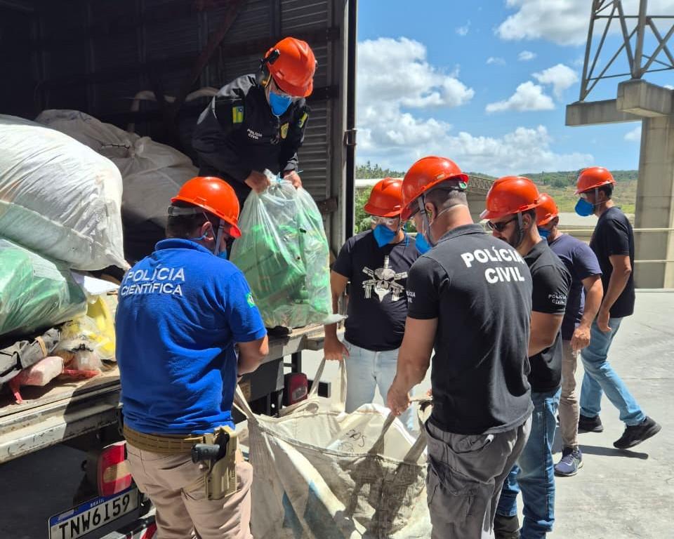 Mais de 3 toneladas de drogas apreendidas são incineradas