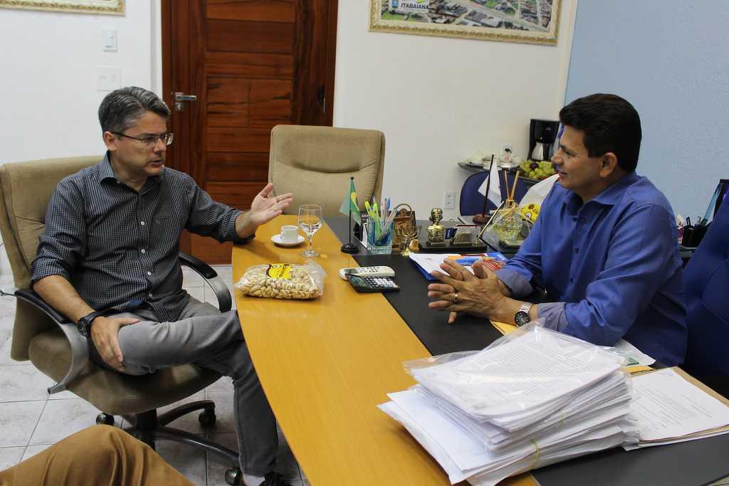 “Sistema” persegue Valmir de Francisquinho, ataca Adaílton e ‘sonha” com um “W.O.”!