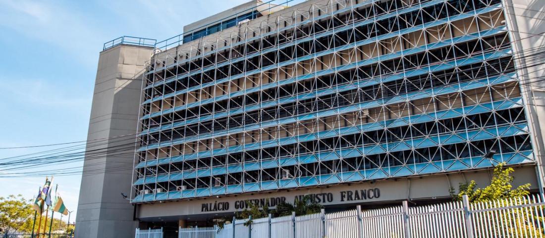 Confira o funcionamento dos órgãos estaduais no ponto facultativo e feriado, 24 e 25