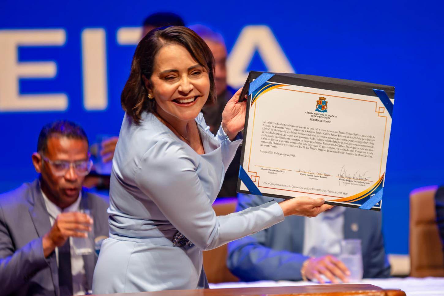 Emília “TikToker” acerta na gestão e ignora “apelação” de Edvaldo e Candisse 