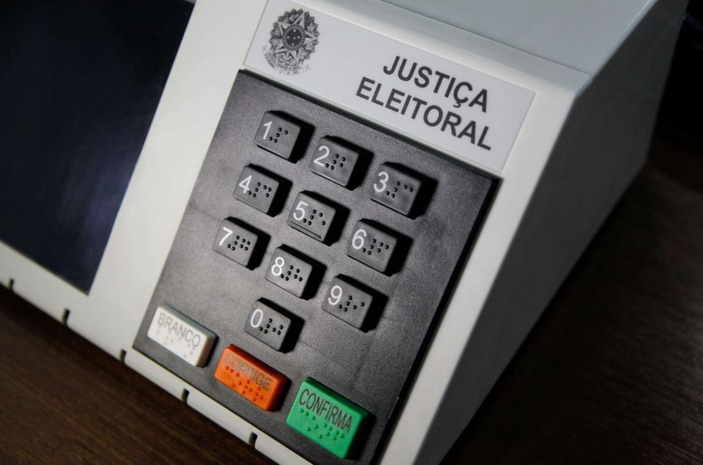 Pesquisa DATAFORM/ECM revela cenários equilibrados para Governo e Senado