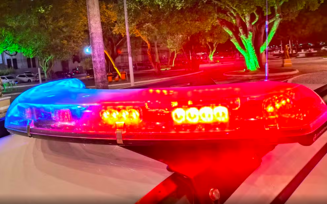 Adolescente é baleado durante confusão na Orla da Atalaia em Aracaju